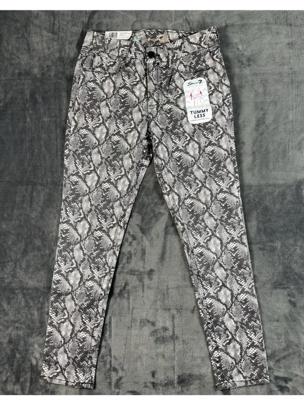Seven7 Women's TummyLess High Rise Skinny Gray Snake Pattern Pants Size 10 -NWT